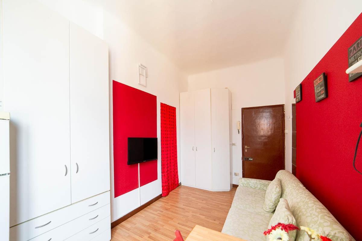 Hbhall Navigli 21 Milano Dış mekan fotoğraf