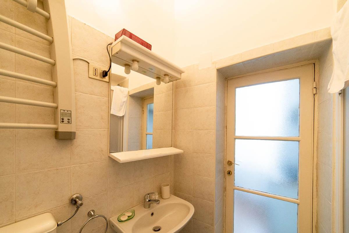 Hbhall Navigli 21 Milano Dış mekan fotoğraf