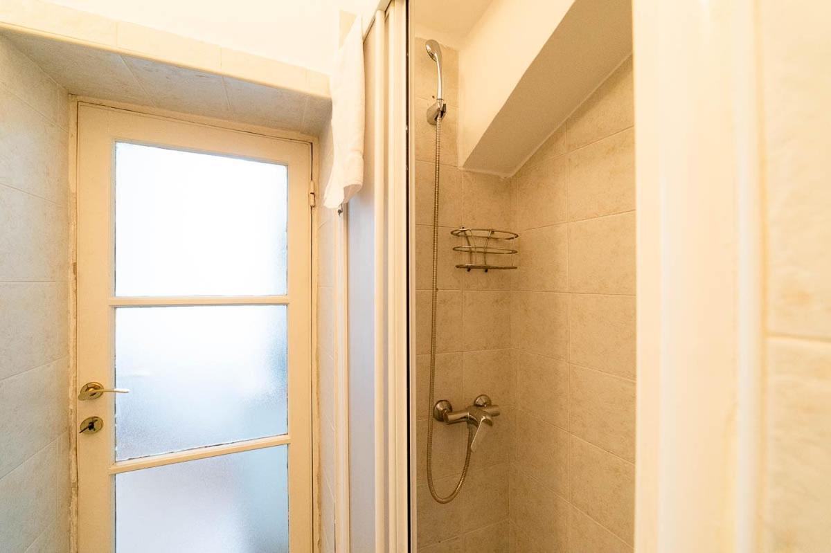 Hbhall Navigli 21 Milano Dış mekan fotoğraf